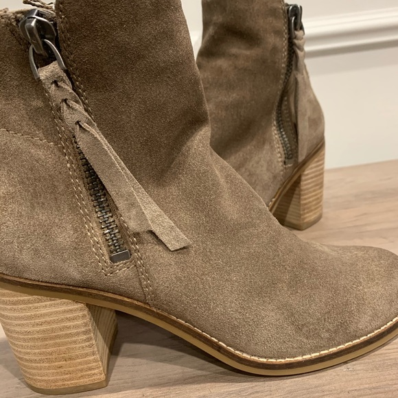 Dolce Vita Shoes - Dolce Vita Gray Suede Zip Ankle Boots Booties